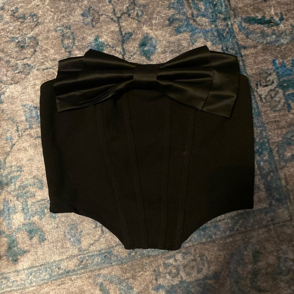 SHEIN Black Bow Crop Top
